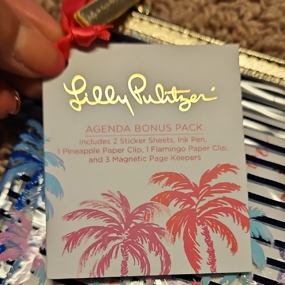 Lilly Pulitzer Agenda Bonus Pack - Picture 2 of 5